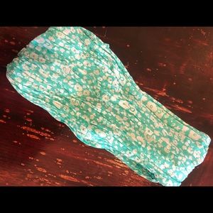 Teal and white scarf